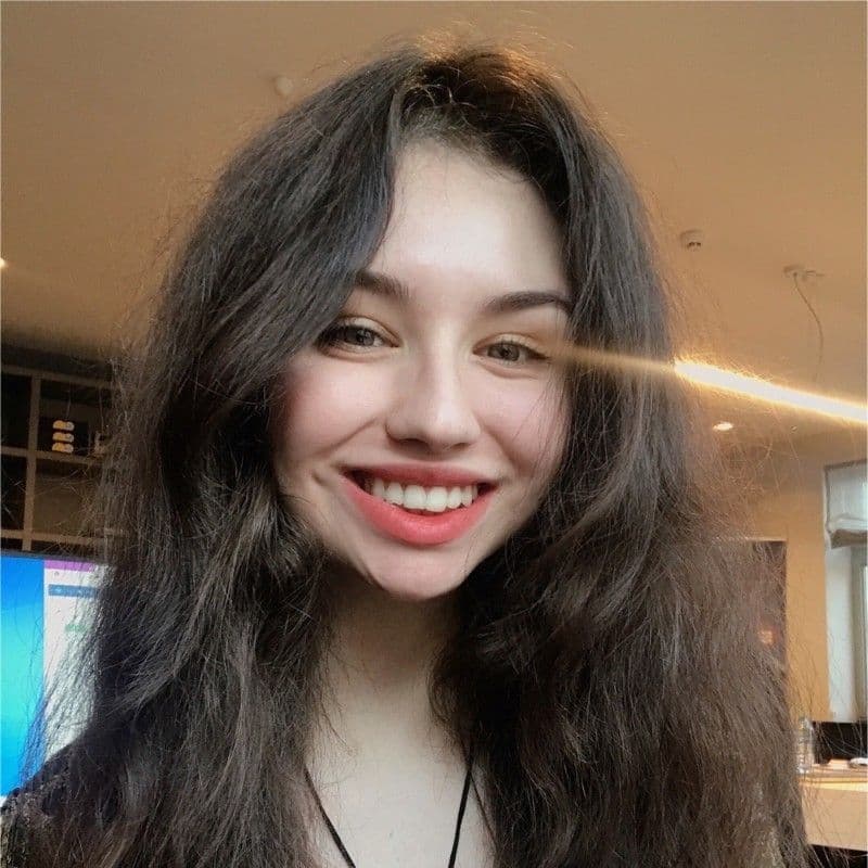 Anda Miuțescu, Rédacteur de contenu technique @ WebScrapingAPI