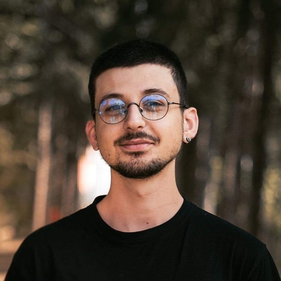 Robert Munceanu, Développeur full-stack @ WebScrapingAPI
