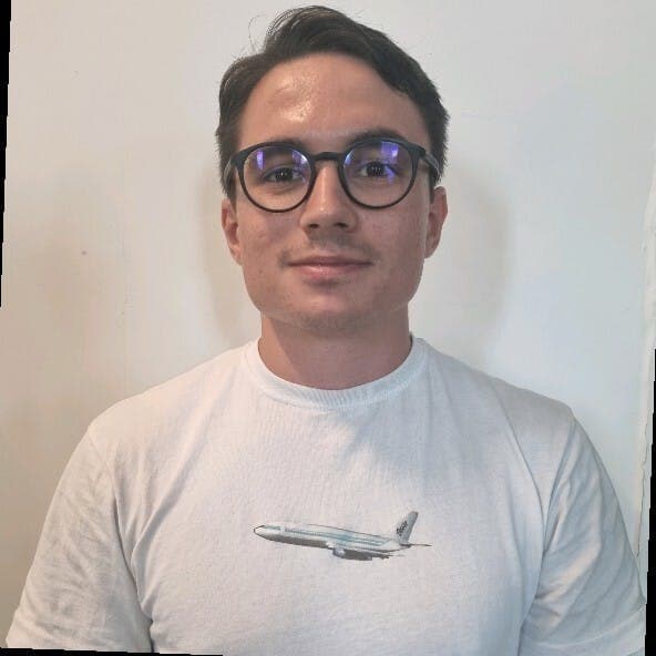 Mihai Maxim, Développeur Full Stack @ WebScrapingAPI